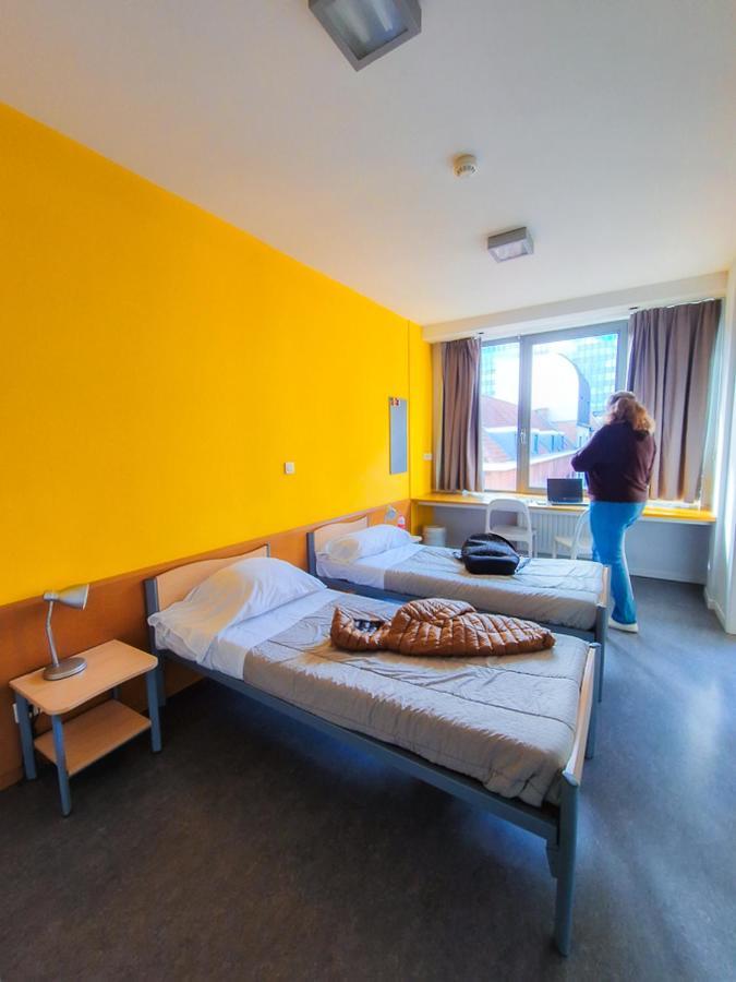 Youth Hostel Van Gogh Saint-Josse-ten-Noode Exteriör bild